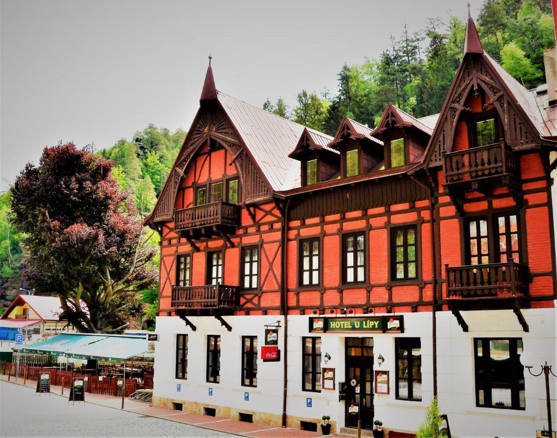 Hotel U Lipy 흐렌스코 외부 사진